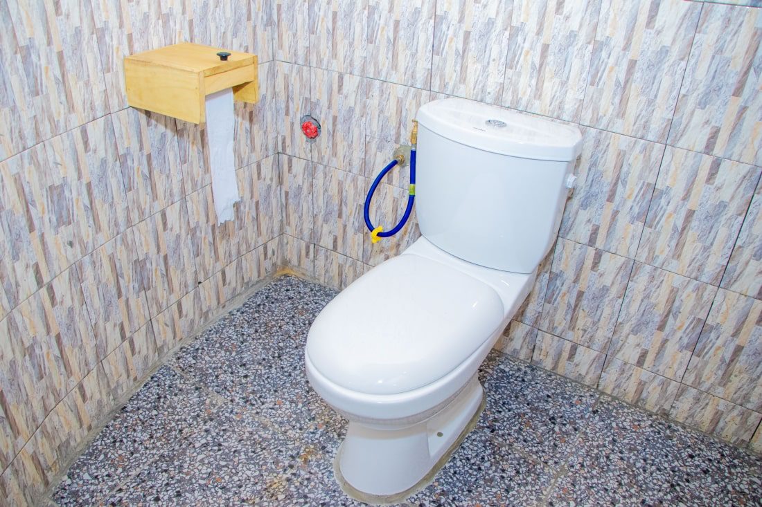 bungalow_toilettes-min