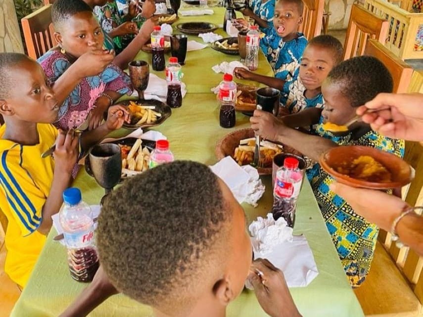 repas_enfants_paysage